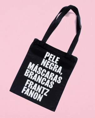 Bolsa Pele negra, máscaras brancas